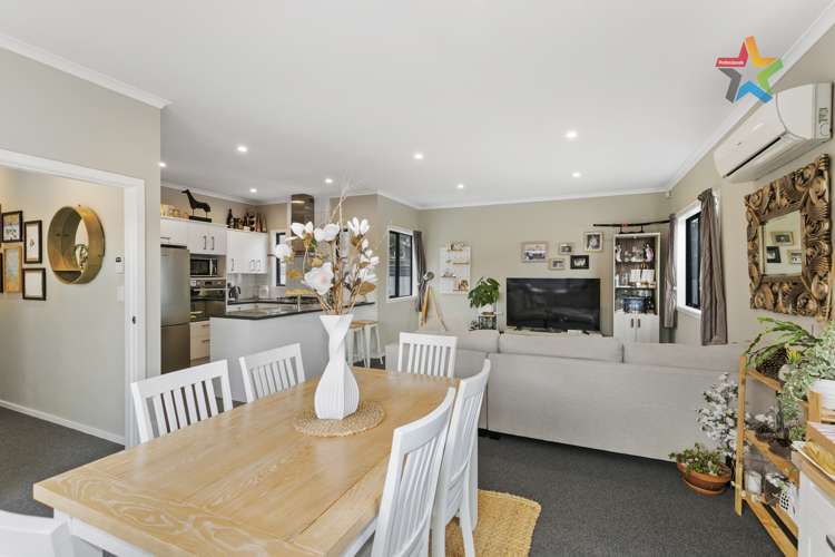 51 Fraser Colman Grove Wainuiomata_4