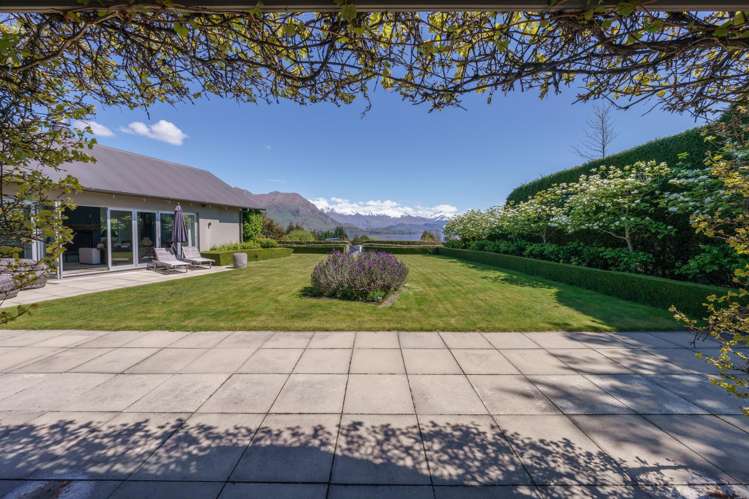 1 Briar Bank Drive Wanaka_2