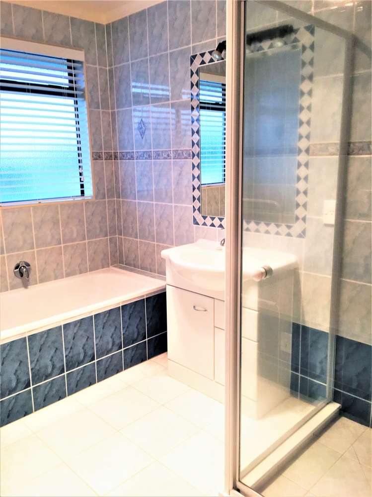 18 Carlingford Drive East Tamaki_5