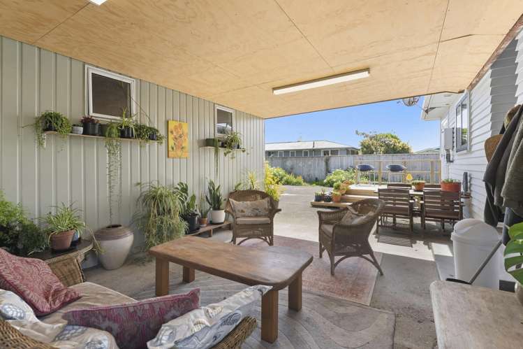 21 Old Coach Road Otaki Beach_15