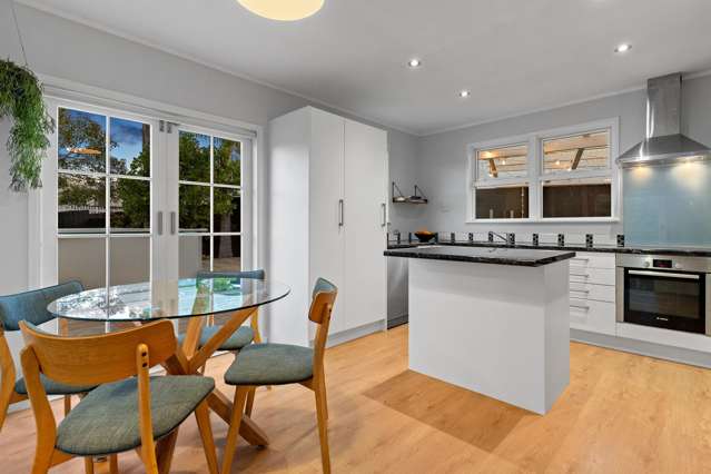 34 Mcphail Street Birkdale_4