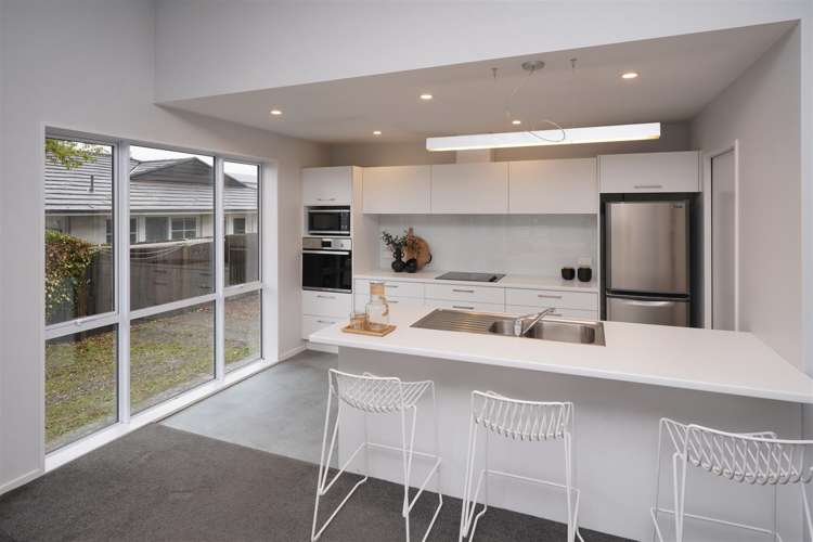 1/16 Strowan Road Strowan_7