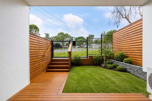 20C Plane Street Avondale_2