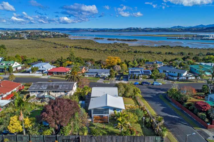 39 West View Crescent Onerahi_21