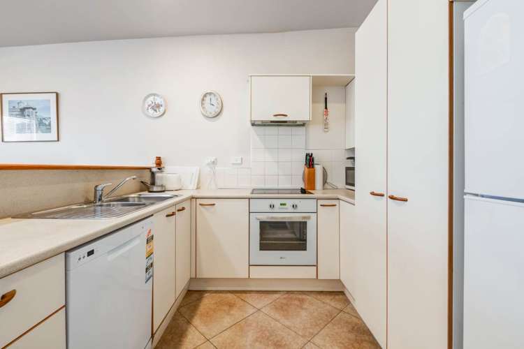 55 Palmgreen Court Stanmore Bay_12