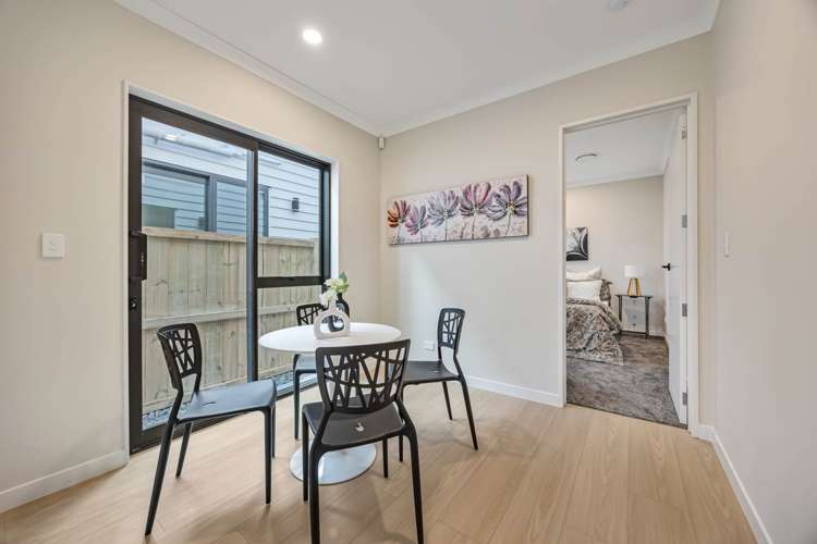 25 Knockanara Drive Flat Bush_15