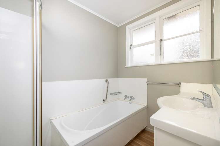 2 Keaton Street Masterton_12