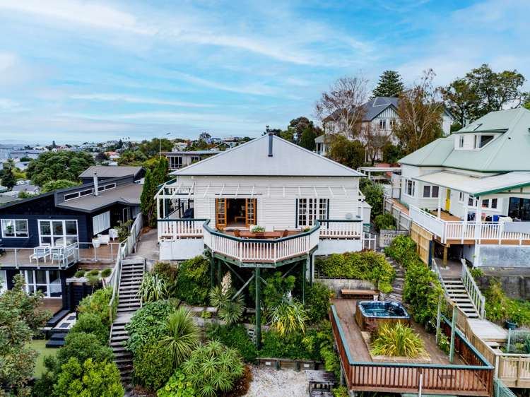 7 Lucy Road Bluff Hill_23