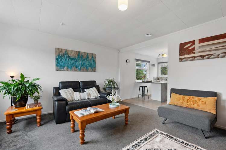 1/131 Swanson Road Henderson_2