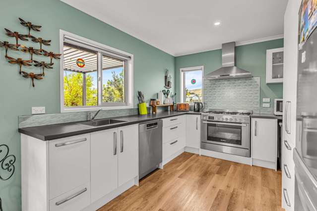 Coastal Living with Lasting Appeal