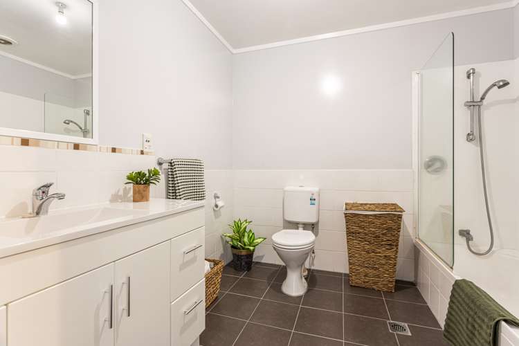 19 Stephen Avenue Henderson_7