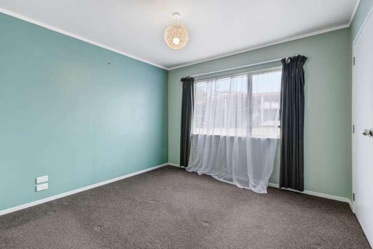 49a Springs Road Parakai_13