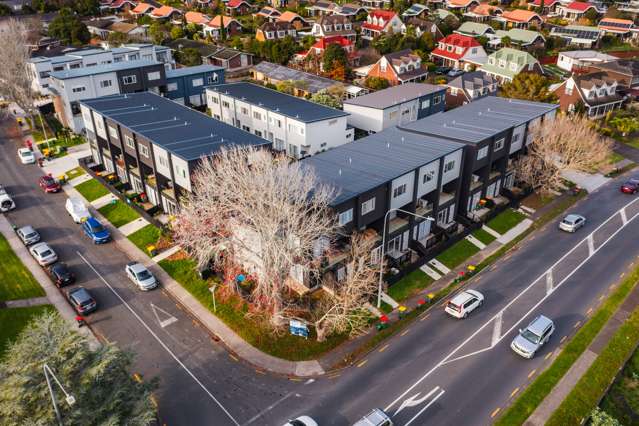 Brand New, Spacious Modern Townhouses