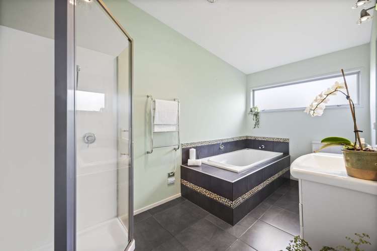 8A Hira Street Ohawe_46