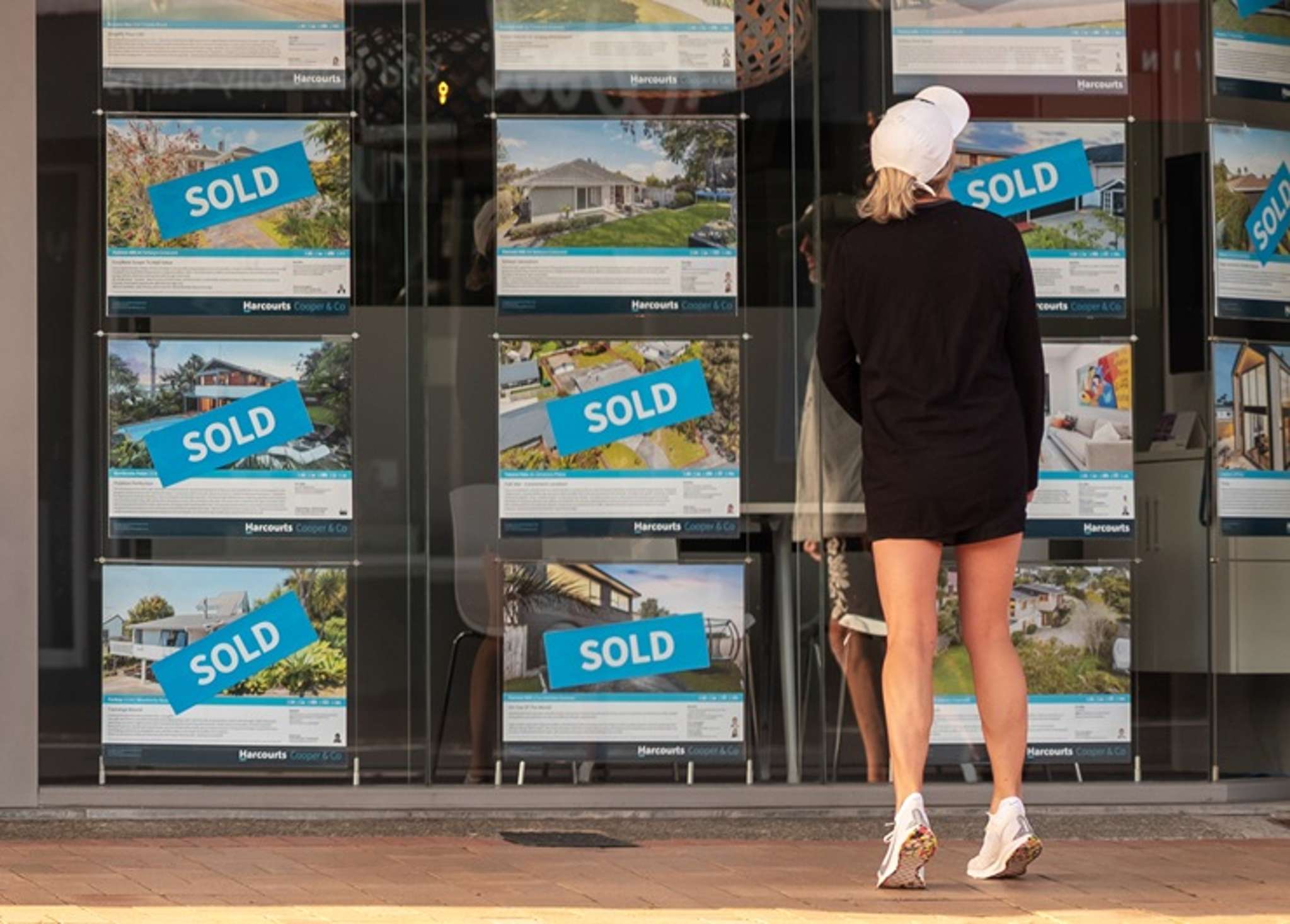 Mortgage or baby? Agonising choice Kiwi first-home buyers forced to make