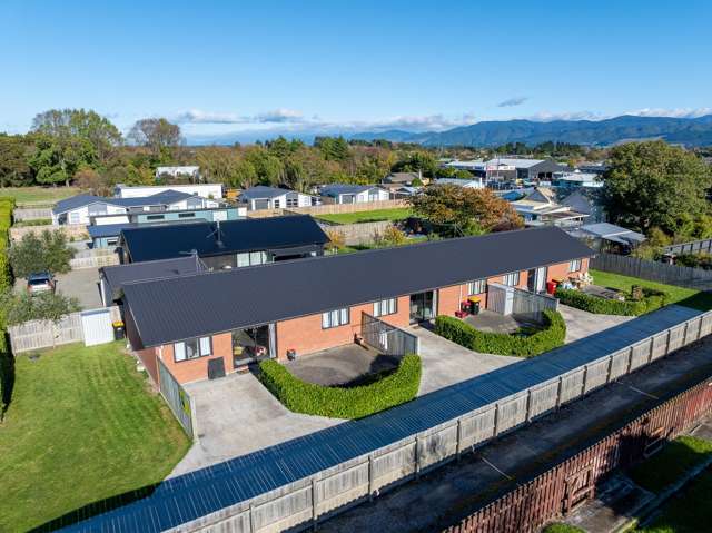 6/a,b,c Brown Avenue, Carterton_1