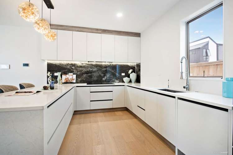 11 Treloar Crescent Hobsonville_7