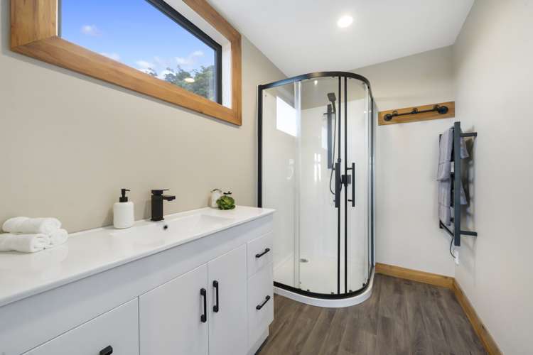 165 Grant Road Thorndon_7