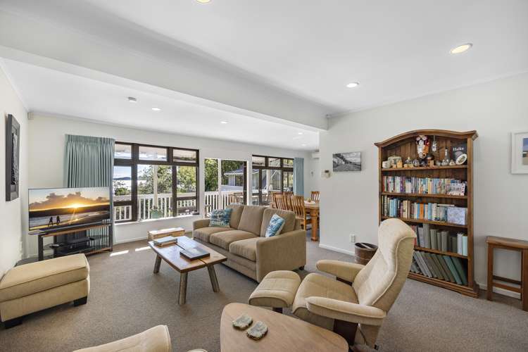 6 Te Papa Road Kawakawa Bay_5