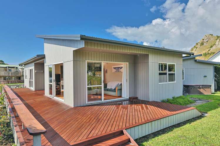 9 John Ross Place Kairakau Beach_2