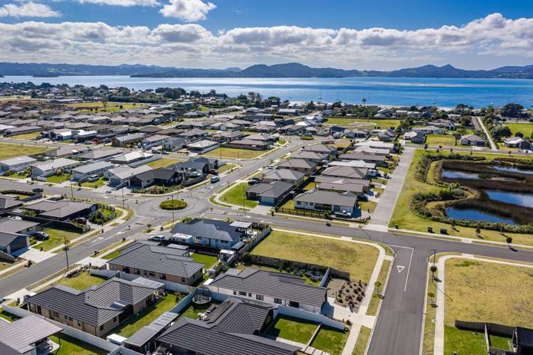 4 Te Taniwha Road One Tree Point_42