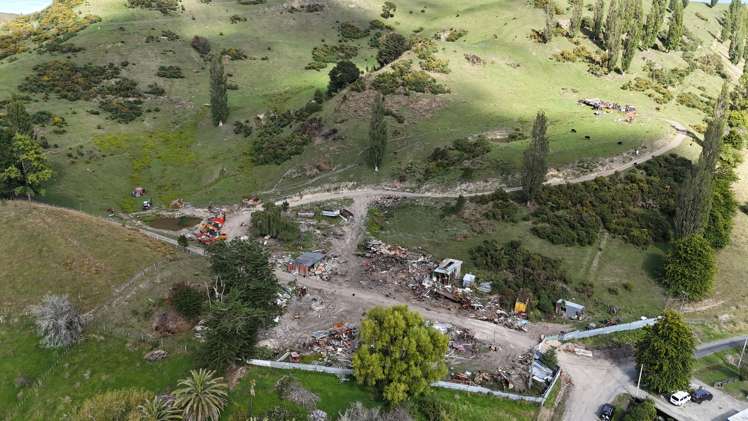 237 Waireka Road Papaiti_7