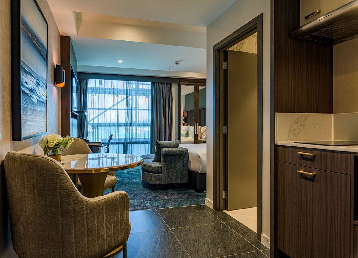 Premium King Room 2