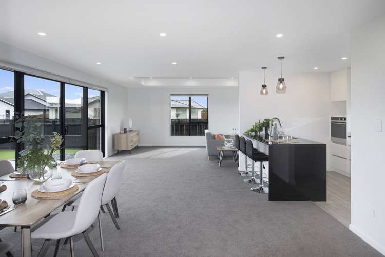 22 Kingsbridge Drive Burwood_6