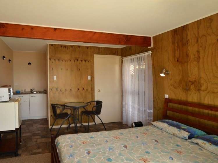 20 Lake Ferry Road Lake Ferry_13