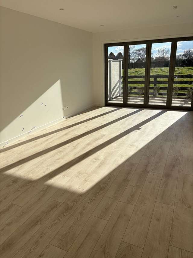 Modern 4BR Townhouse in Leamington