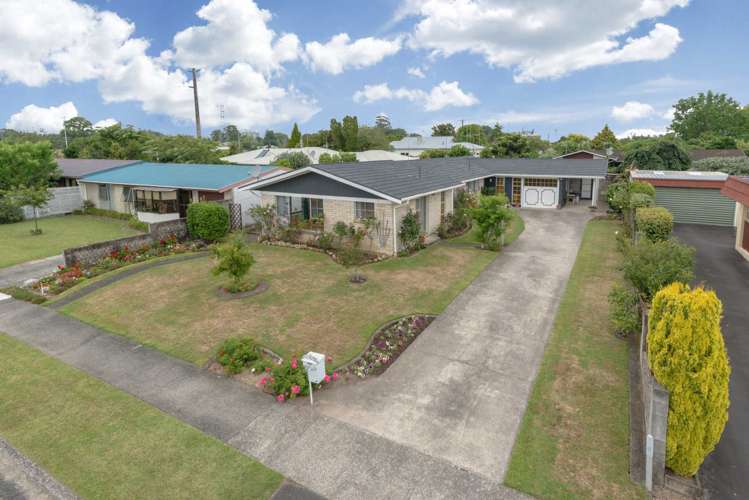 8 Sandringham Road 1060_2