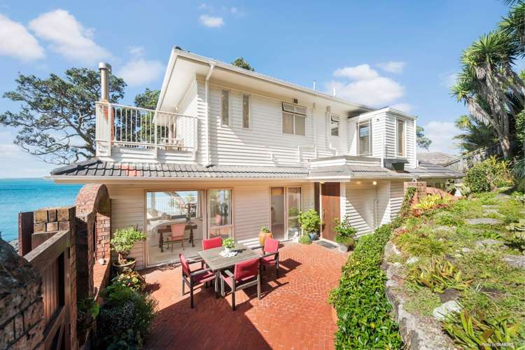 1/259 Hurstmere Road Takapuna_9