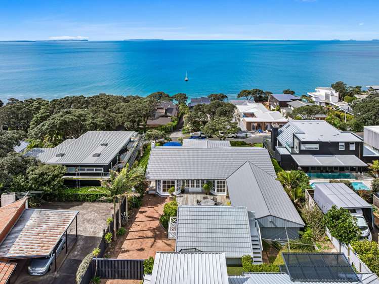 25 Whitby Crescent Mairangi Bay_28
