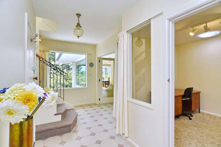 215a Mount Pleasant Road Mount Pleasant_16