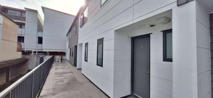 5/148 Arthur Street 10051_11