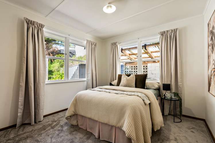 61 Beazley Avenue Paparangi_8