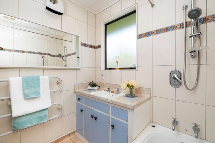 1301 Caroline Road Mayfair_12