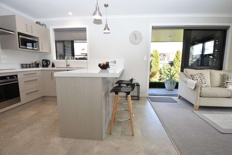 2 Hereford Drive Carterton_6