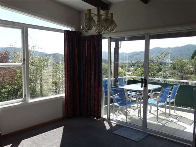 53 Holland Street Wainuiomata_4