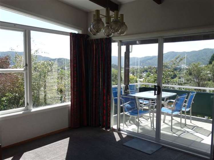 53 Holland Street Wainuiomata_4