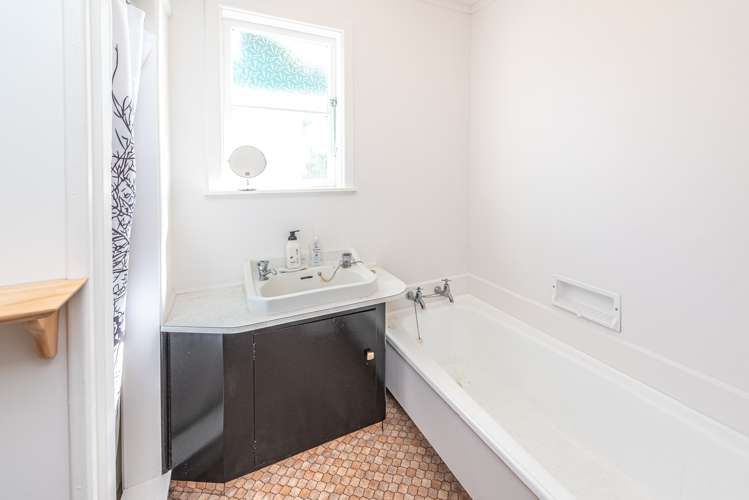 3c Kings Avenue Gonville_10