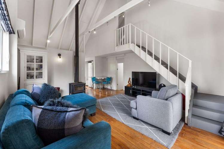  7 Annabell Grove Haywards_13