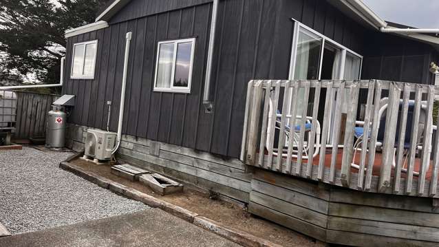 Raumati Beach Retreat