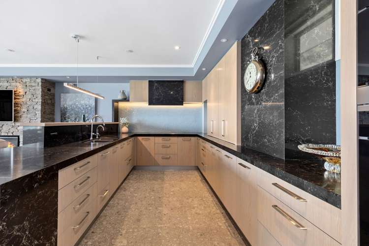 208/283 Wakefield Quay Stepneyville_10