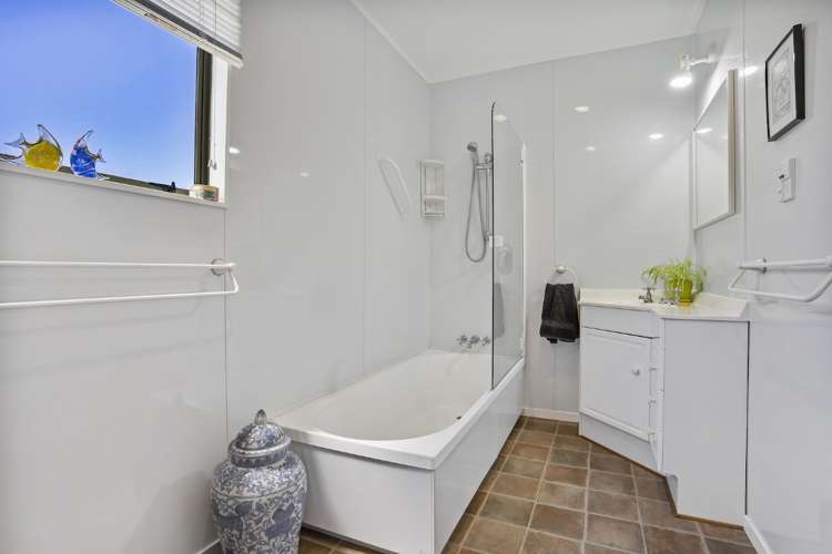 105 Ngati Pu Place Whangamata_13