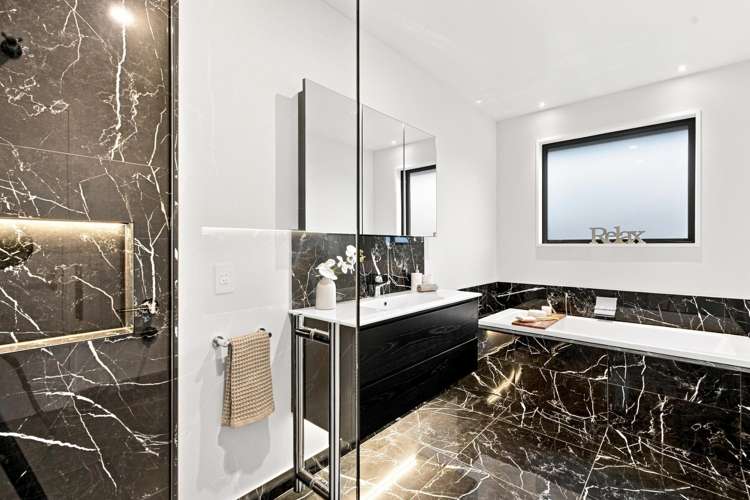 56 Carnaveron Drive Lincoln_15