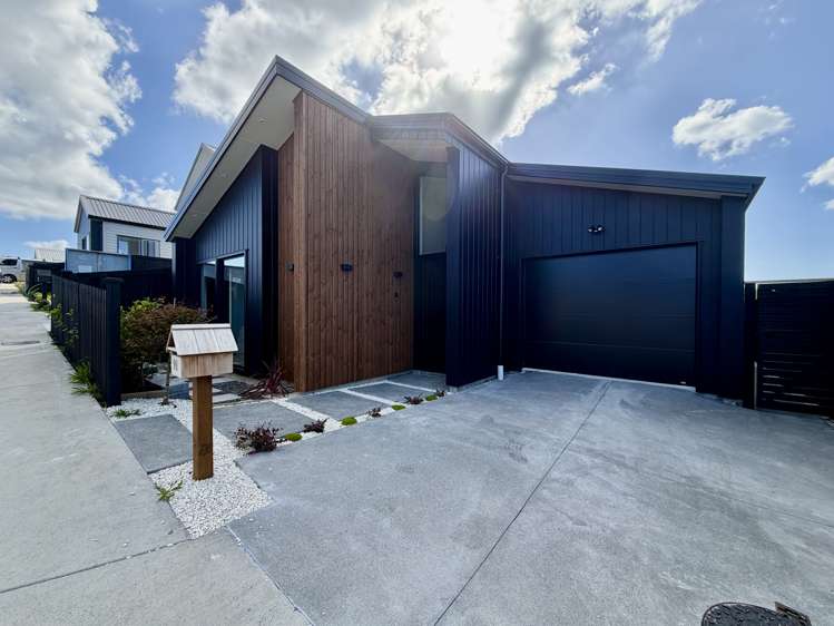 90 Huanui Drive Orewa_20