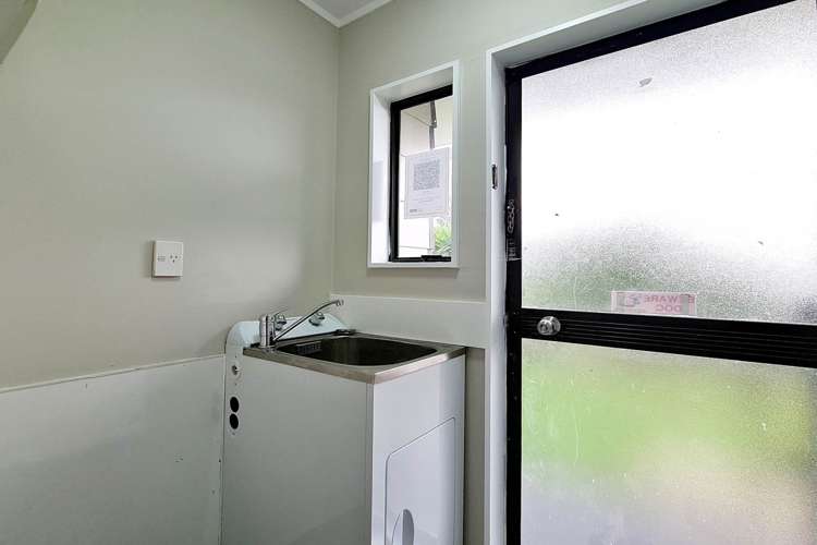 11a De Bloge Place Clendon Park_11