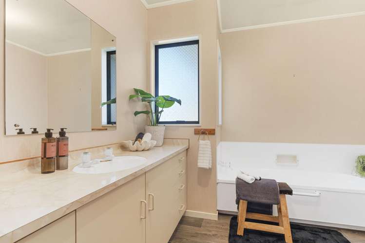 49 Reading Street Greytown_12