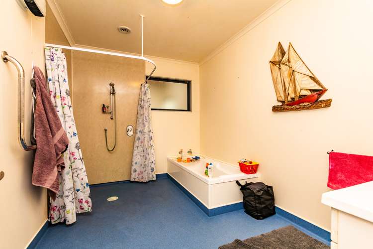 6 Magee Road Dipton_11